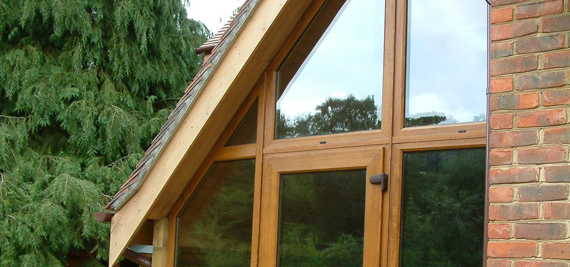 Bay Windows North Finchley